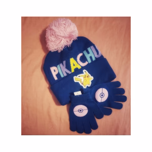 Pokemon Gorro con Guantes Niñas Exclusivo Pikachu - Imagen 4